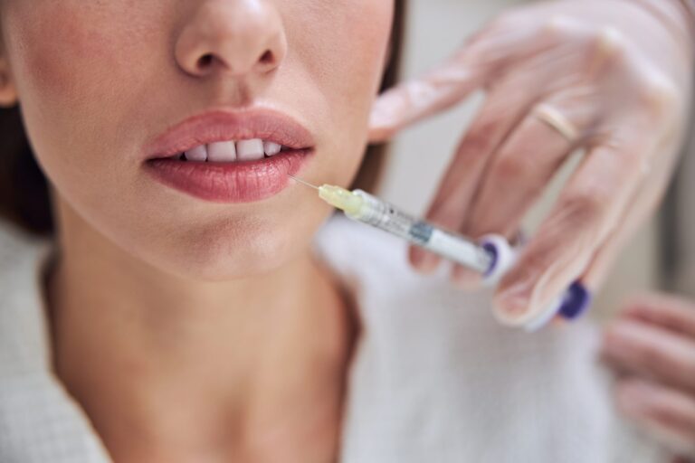 Lip filler: injector and client
